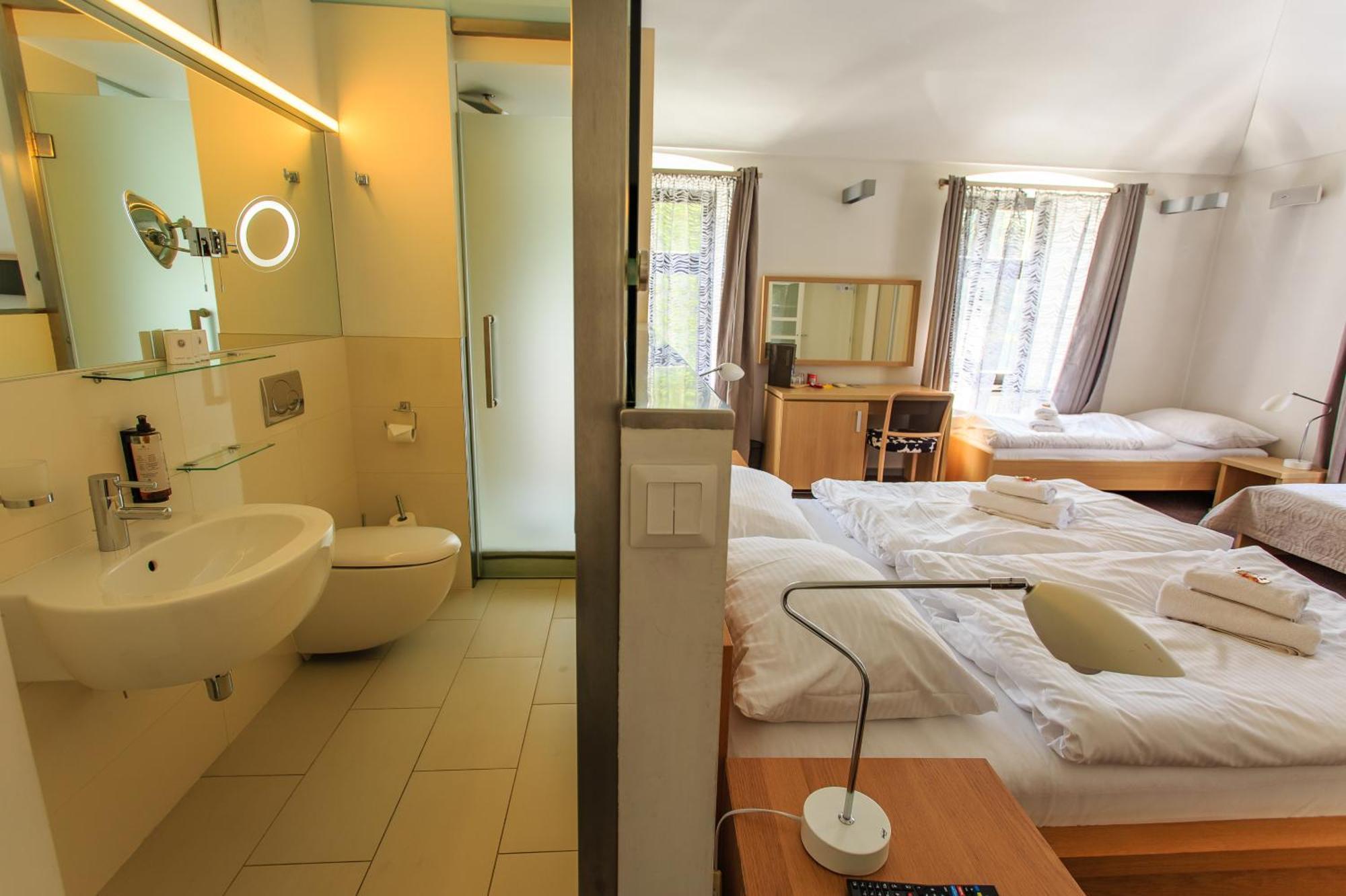 Hotel Villa Necas Zilina Žilina Exterior foto