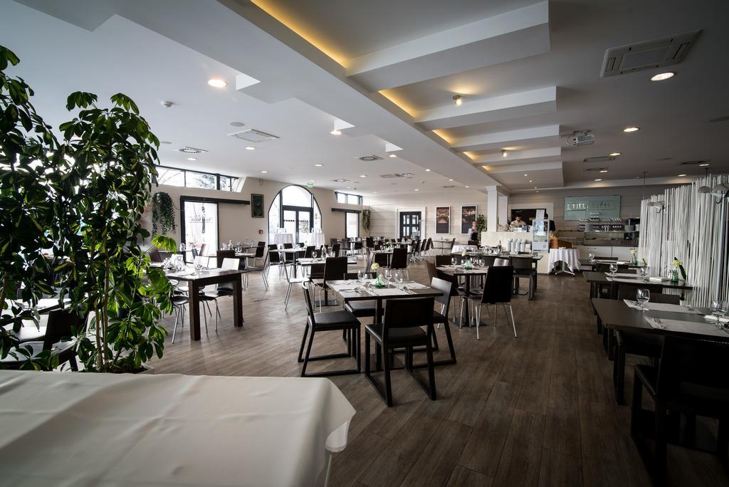 Hotel Villa Necas Zilina Žilina Exterior foto